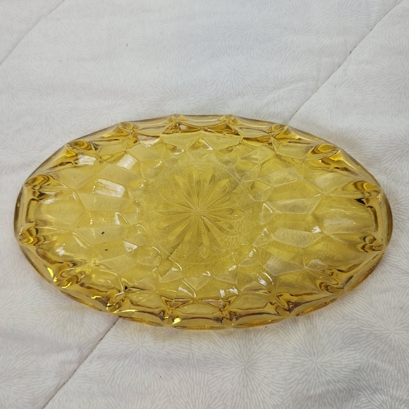 Vintage Amber Shallow Glass Serving Bowl Trinket Dish 4 x 7 x 1 1/4 home decor - Picture 2 of 5